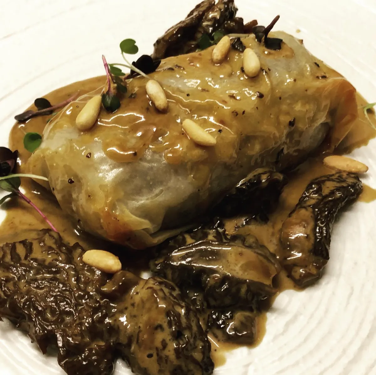 Stuffed cabbage with mushrooms and pine nuts, Catalan cooking at La Estrella 1924